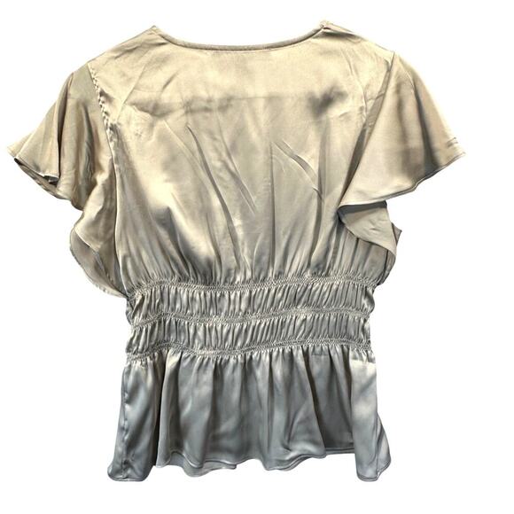 White House Black Market Silky Babydoll Button Front Top Ruching V Neck GORGEOUS - Picture 9 of 9